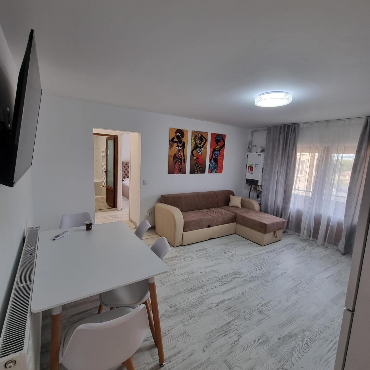 Lovely 2 Bedrooms Flat Cornelia- Central Corabia 외부 사진